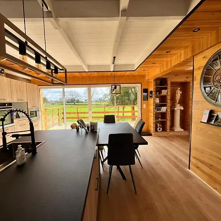 Les 5 Themes Oda ve Kahvaltı 3*