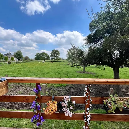 Oda ve Kahvaltı Les 5 Themes La Ferte-Mace